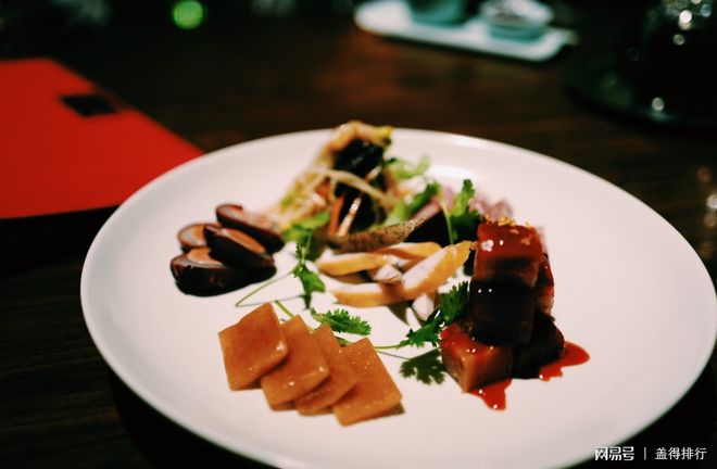 西湖边美食餐厅_西湖国际美食推荐店铺_西湖店铺美食推荐国际饭店