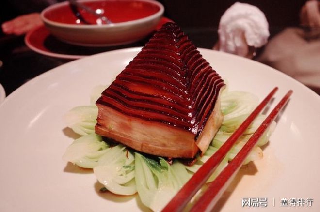 西湖边美食餐厅_西湖店铺美食推荐国际饭店_西湖国际美食推荐店铺